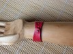 Bracelet rouge en cuir  déco vieil argent